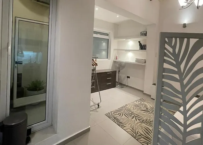 Valletta Most Central Studio Apartment 16Th-Century Building