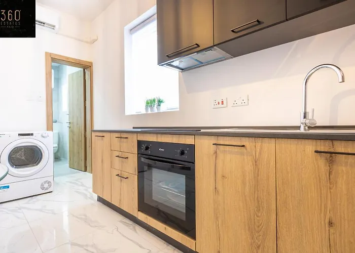 Beautiful, 2Br Duplex Apt Just Off Spinola & Wifi By 360 Estates Appartamento San Giuliano