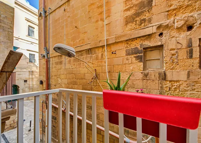 Huisdiervriedelijke 33 Sally Port Valletta