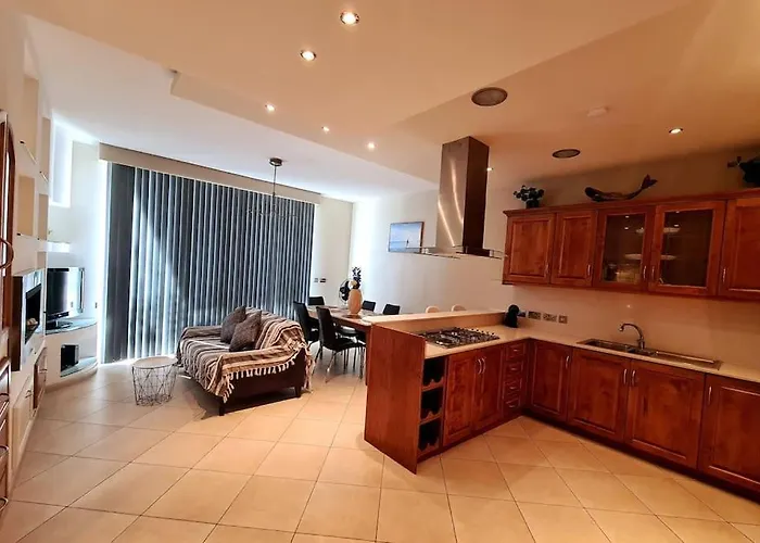 Huisdiervriedelijke Seaview 2 Bedroom Ap. In Spinola San Ġiljan