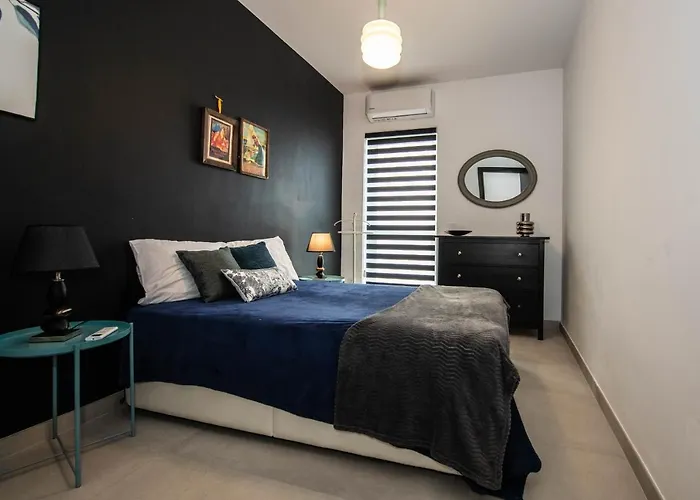 Jaysky Penthouse On Etna Street Apartment Mellieha