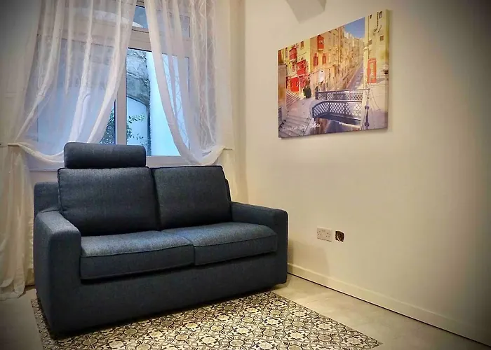 Delmarion Apartment With A View San Ġiljan