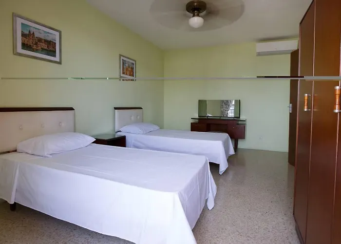 1 Bedrm Apt Seaview Balluta Bay San Julián admite animales
