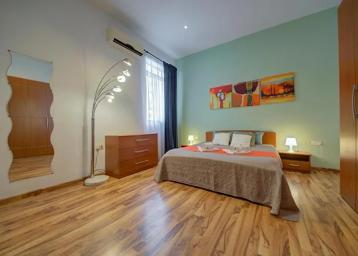 Stylish Sliema Apartments & Penthouse With Seaviews And Jacuzzis admite animales