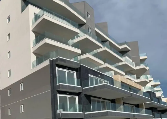 Southridge Ph With Jacuzzi, Top Views By Homely Mellieħa che accetta animali