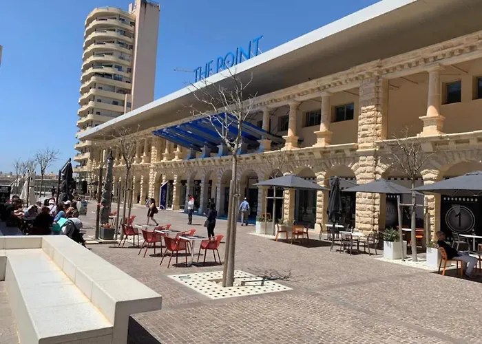 Fort Cambridge Apartments By Homely Sliema