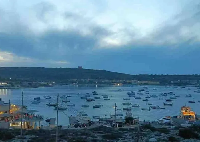 Haustierfreundliches 3Bed Apartment Melliehabay Seafront Incredible Views