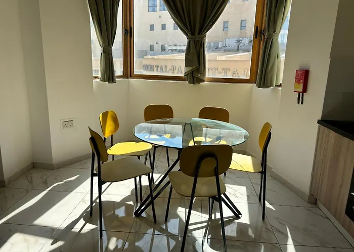 Paceville Saint Julian'S Apt
