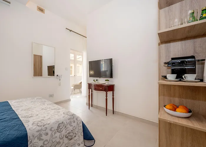 Vela Blu Boutique Suites Gzira