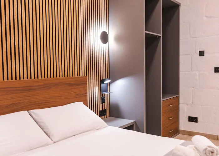Gb Suites - Triplex Apartment Valletta