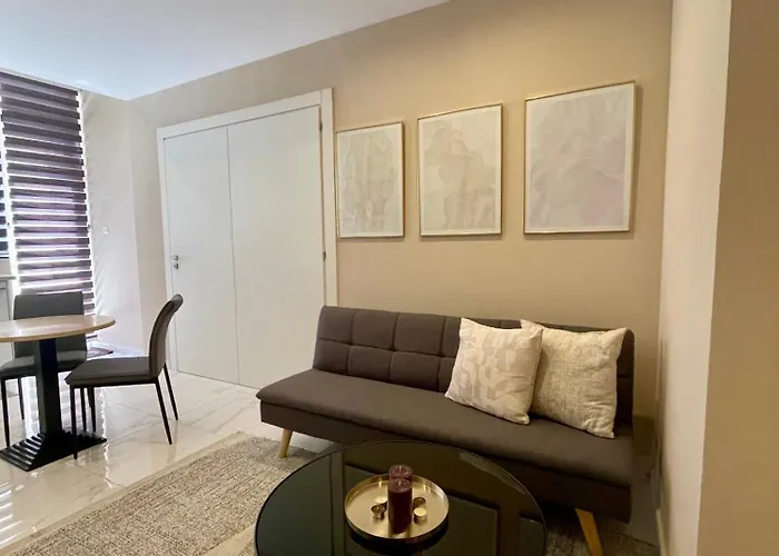 Huisdiervriedelijke 4 bedroom apartment near Sliema seafront