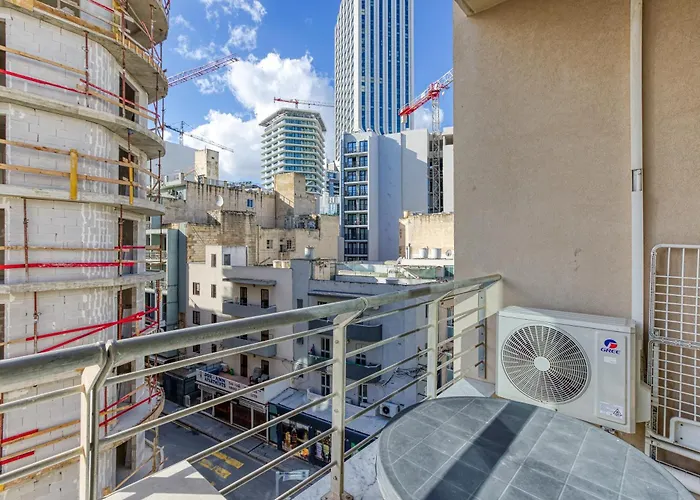 Huisdiervriedelijke Central Paceville Apartment Nightlife & Beach San Ġiljan
