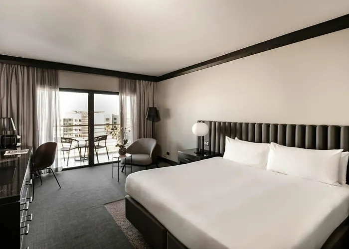 Hotels in de buurt van Paceville