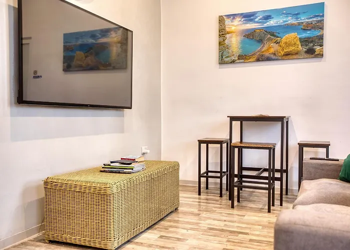 Huisdiervriedelijke Bookarest Hostel Malta San Ġiljan