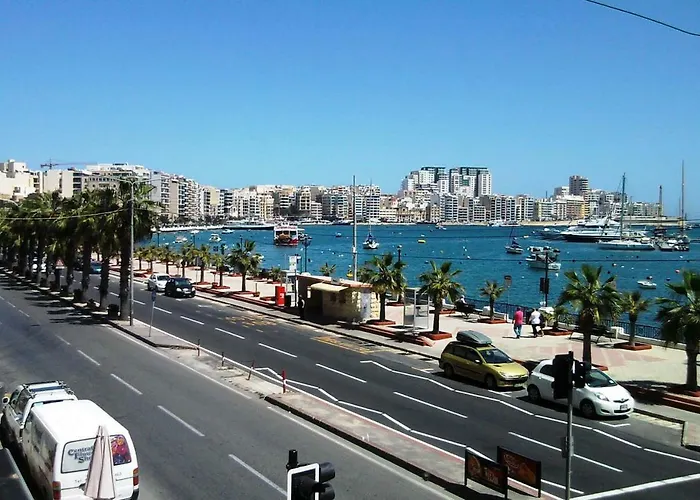 Spacious, Top Location Sliema Apartment