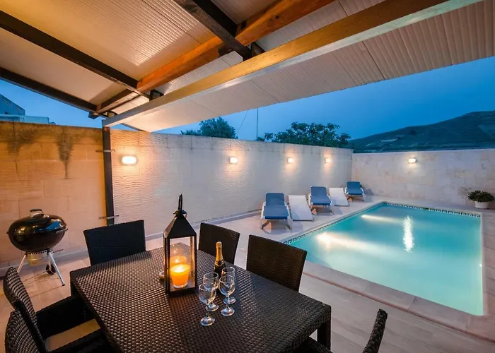Lodges in Malta