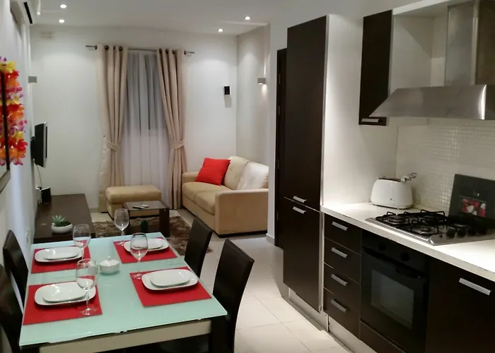 Elegant Apartment With Terrace In Balluta, St. Julians, Just Off The P San Ġiljan
