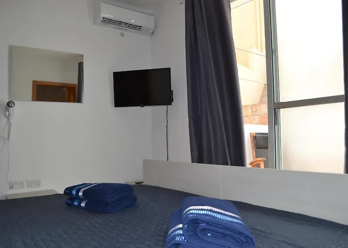 La Luna Town House Sliema