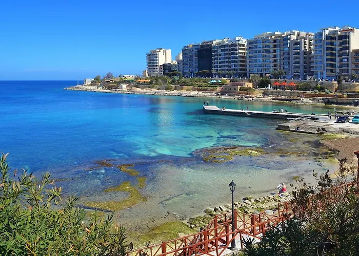 Haustierfreundliches Stylish 2Br Apart, Steps Away From The Beach Sliema